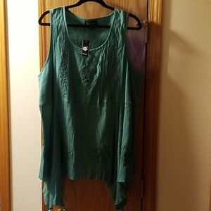 Flower Green Boho Top with Embroidery 3x